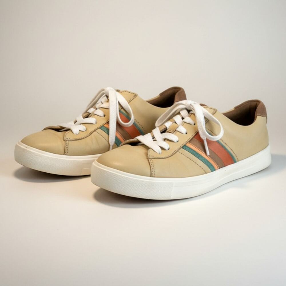 Clarks Un Maui Band Leather Sneakers Beige Tan Striped Comfort Women's Size 8